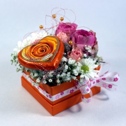 Kvetinová krabička z lásky / oranžová